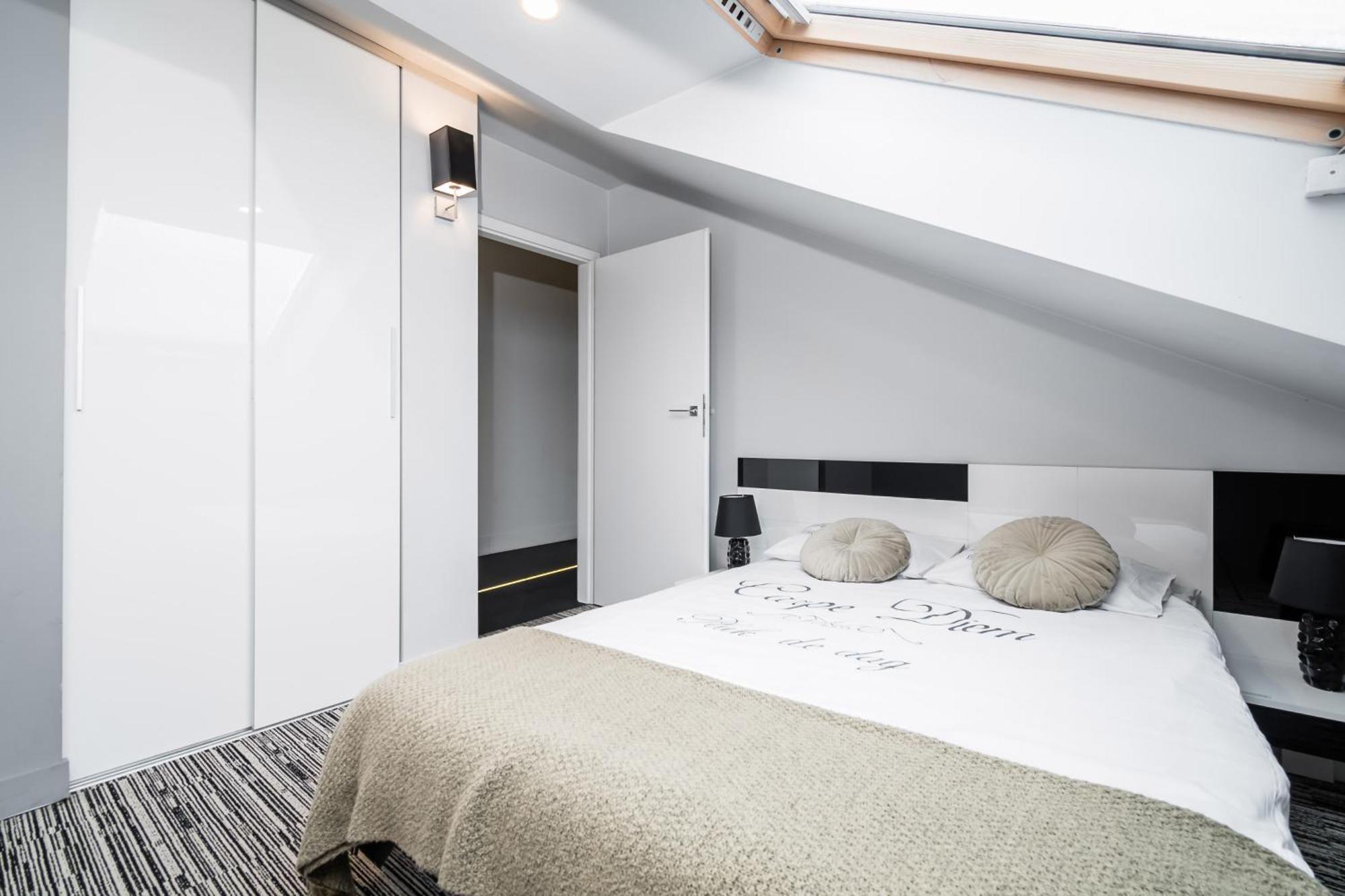 Apartment Krzyza Krakau